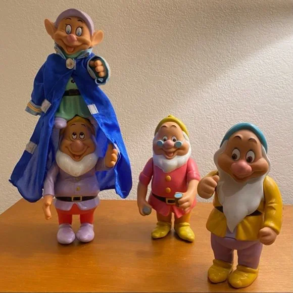 90’s Mattel Snow White Doll & Vintage Disney Vinyl Dwarfs
